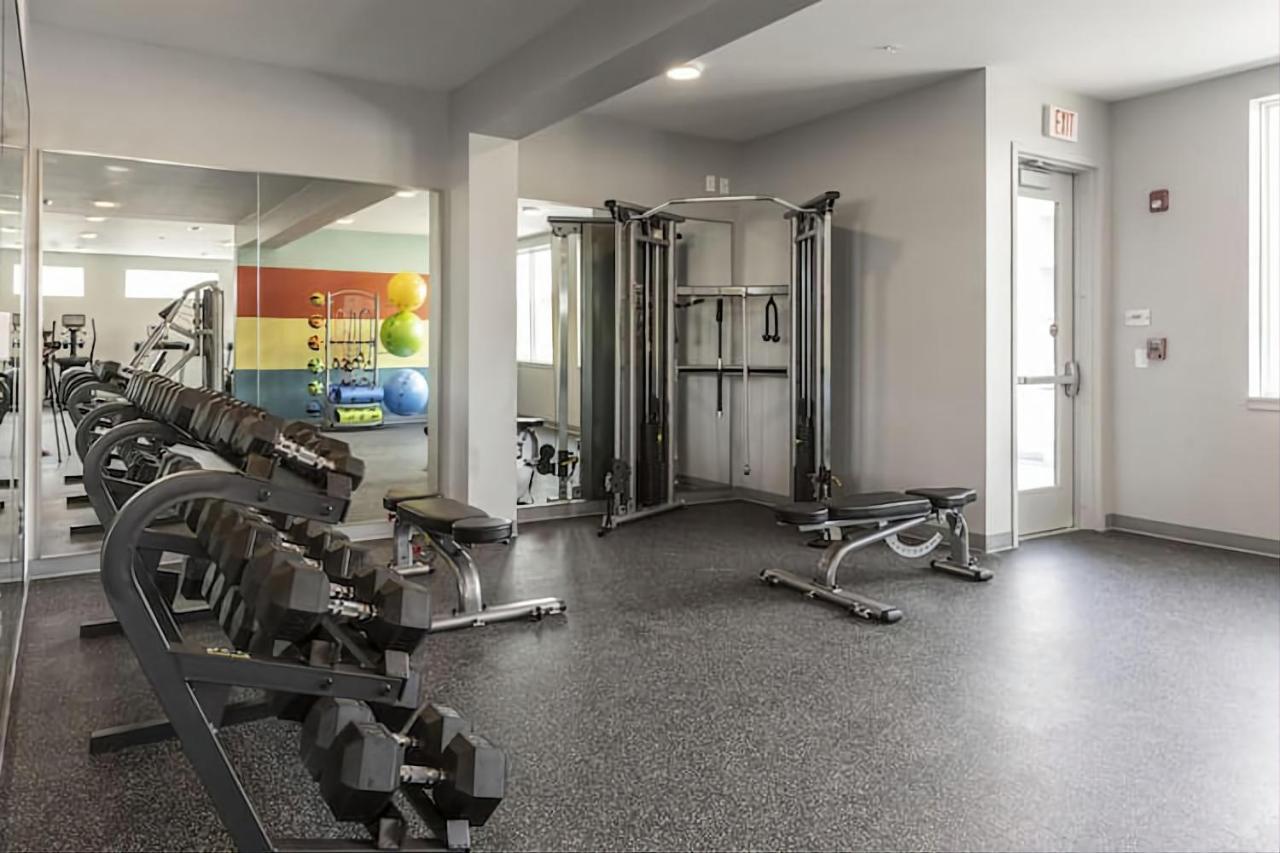 Modern Dwntwn 1 Bdrm Apt Pool Gym Free Parking Indianapolis Luaran gambar