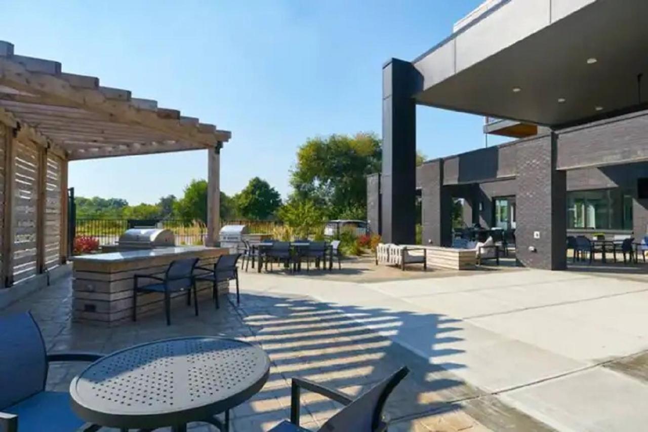 Modern Dwntwn 1 Bdrm Apt Pool Gym Free Parking Indianapolis Luaran gambar