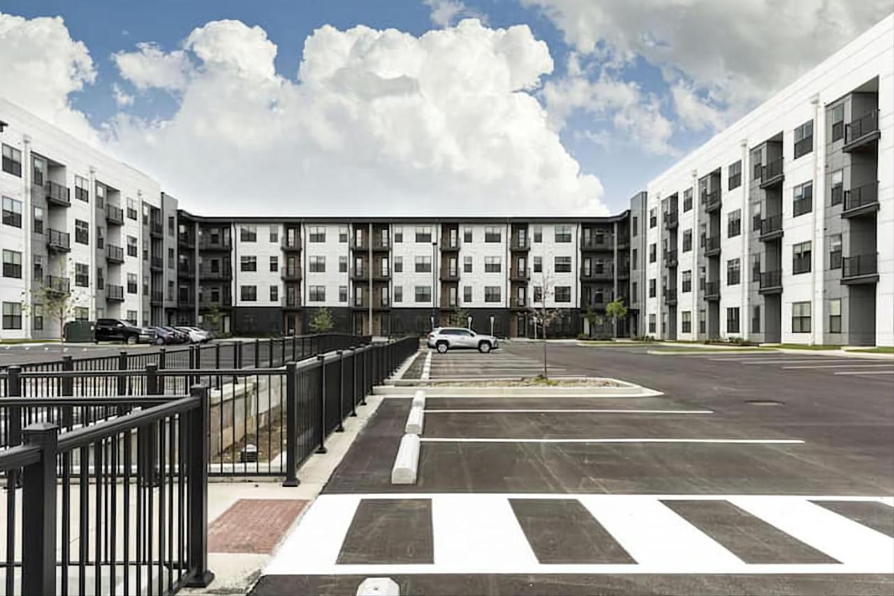 Modern Dwntwn 1 Bdrm Apt Pool Gym Free Parking Indianapolis Luaran gambar