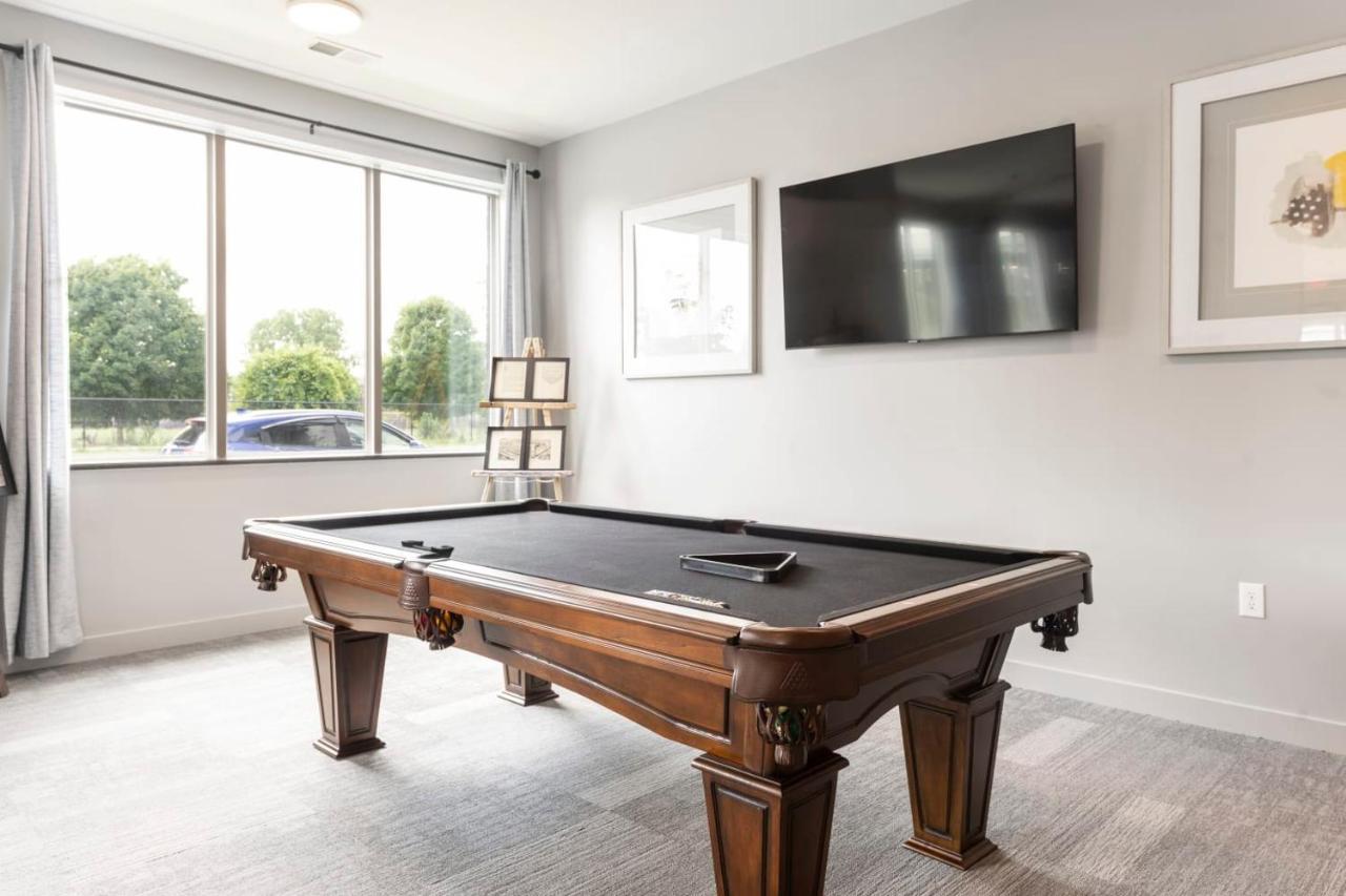 Modern Dwntwn 1 Bdrm Apt Pool Gym Free Parking Indianapolis Luaran gambar